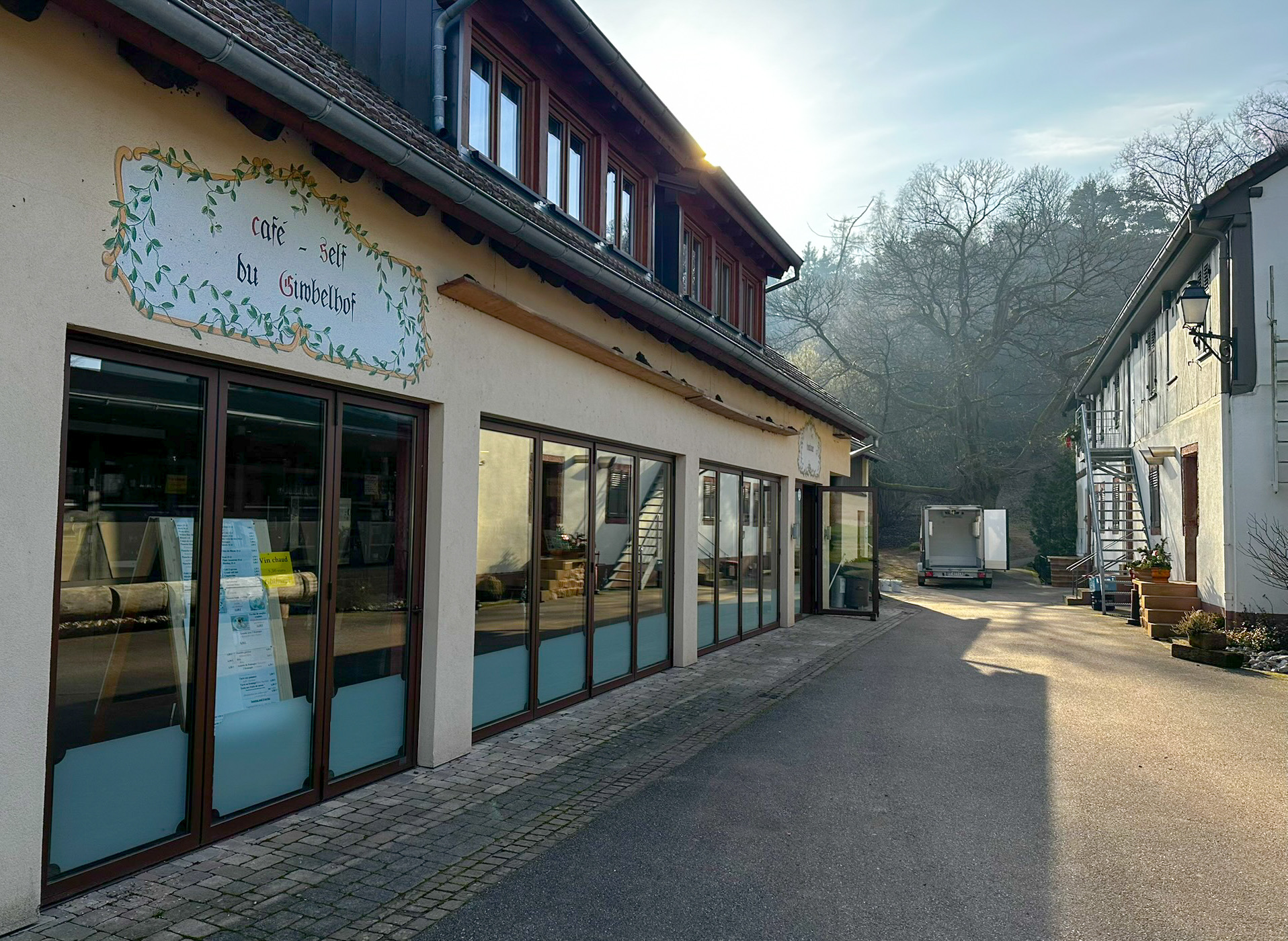 Terrasse et self du Gimbelhof